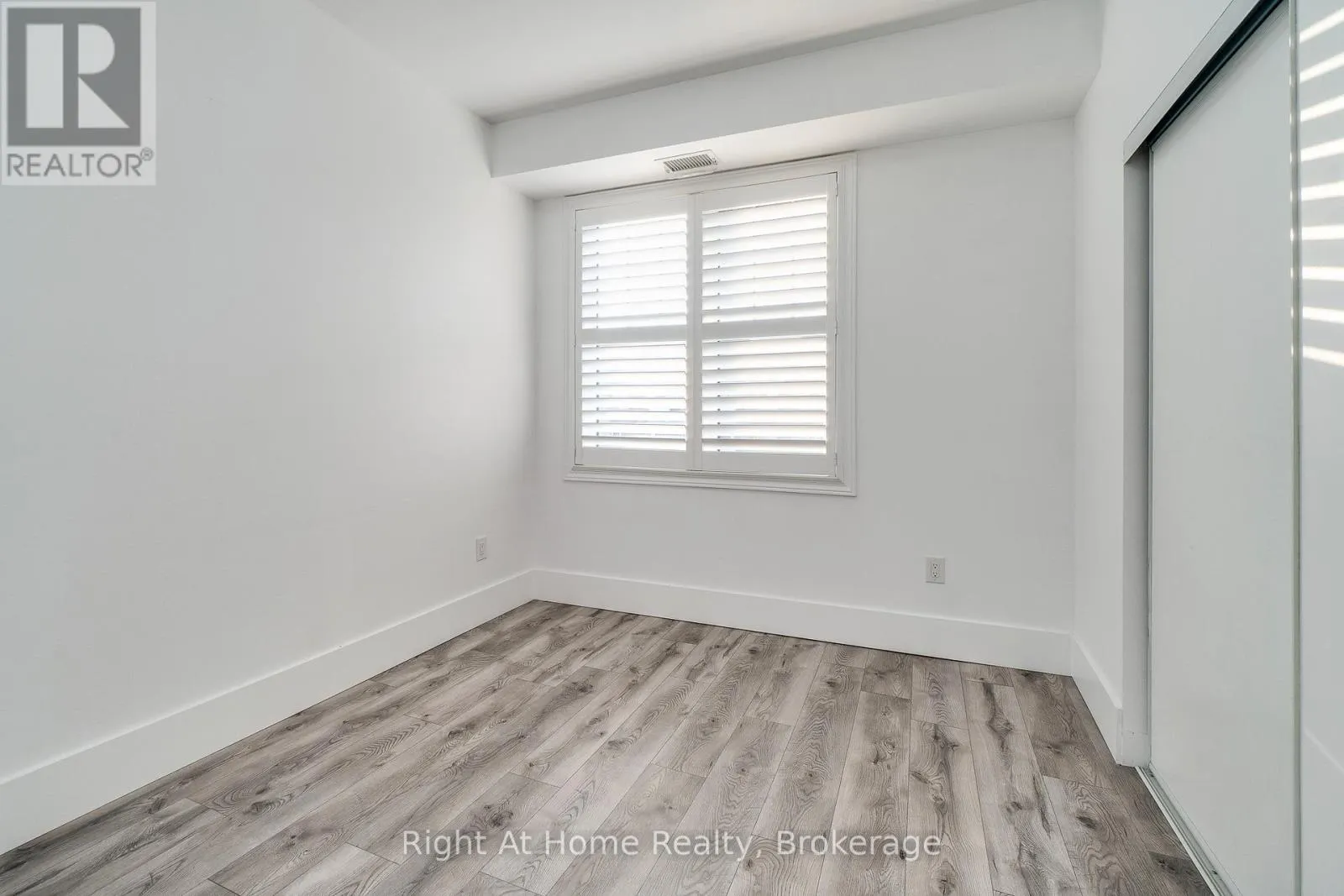 309 - 263 GEORGIAN DRIVE S, #309