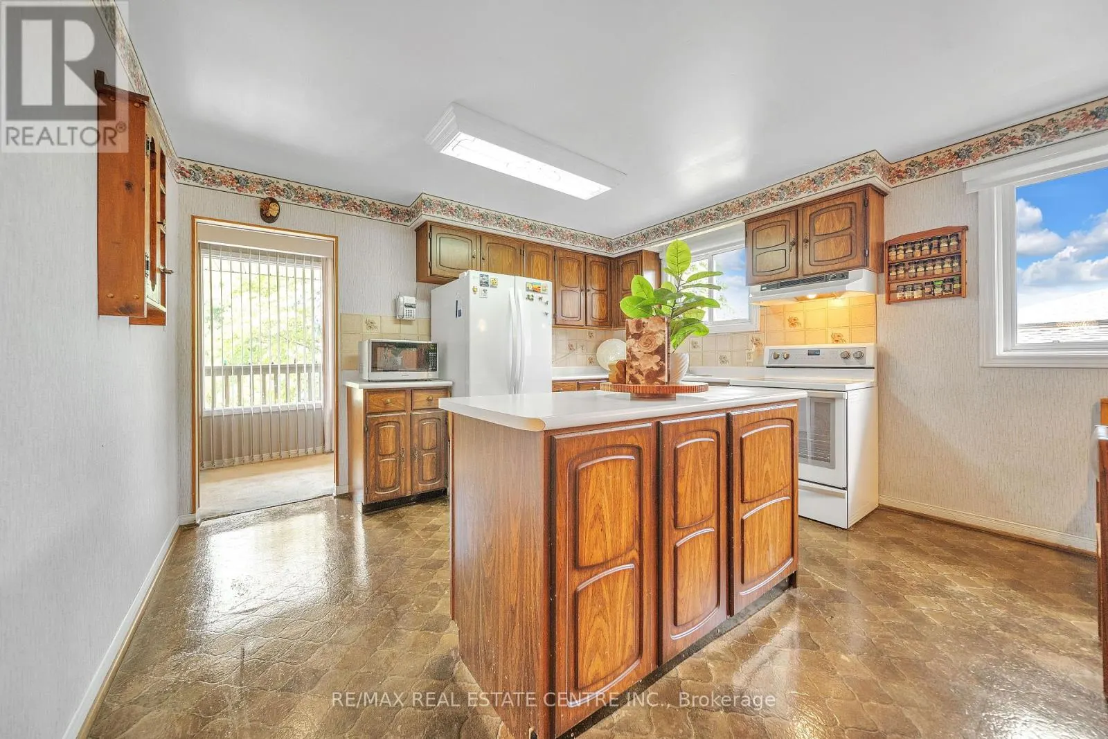 54 BRAIDWOOD LAKE ROAD