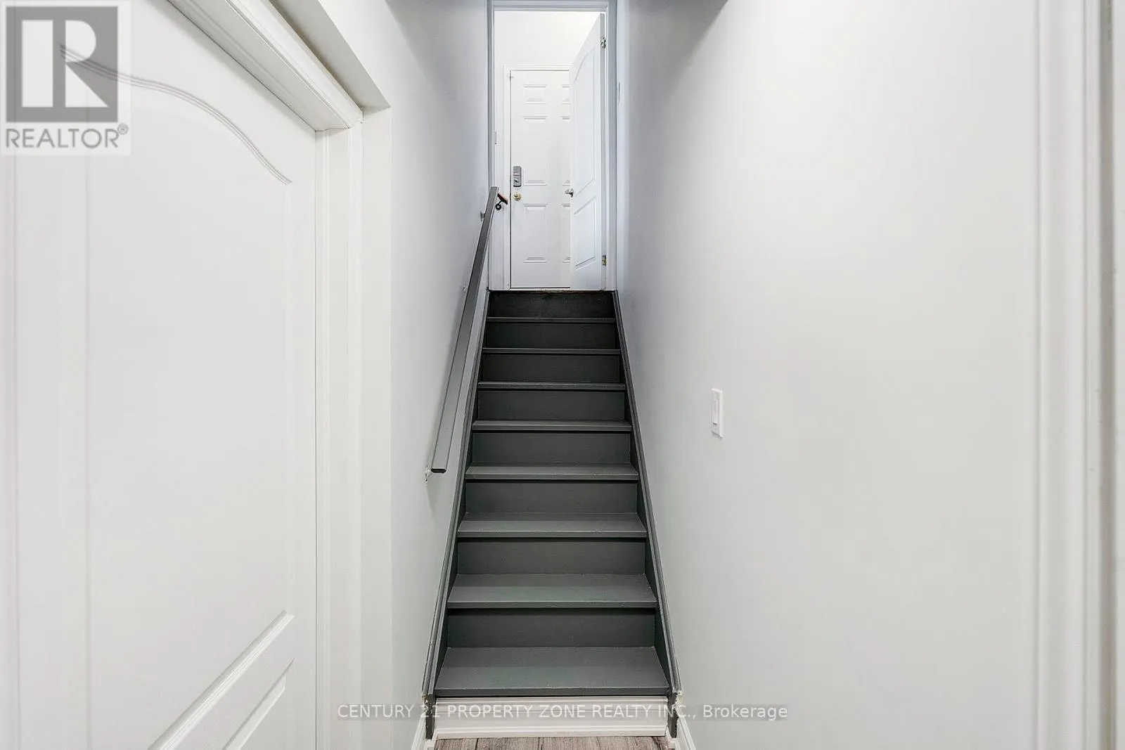 2 ORANMORE CRESCENT