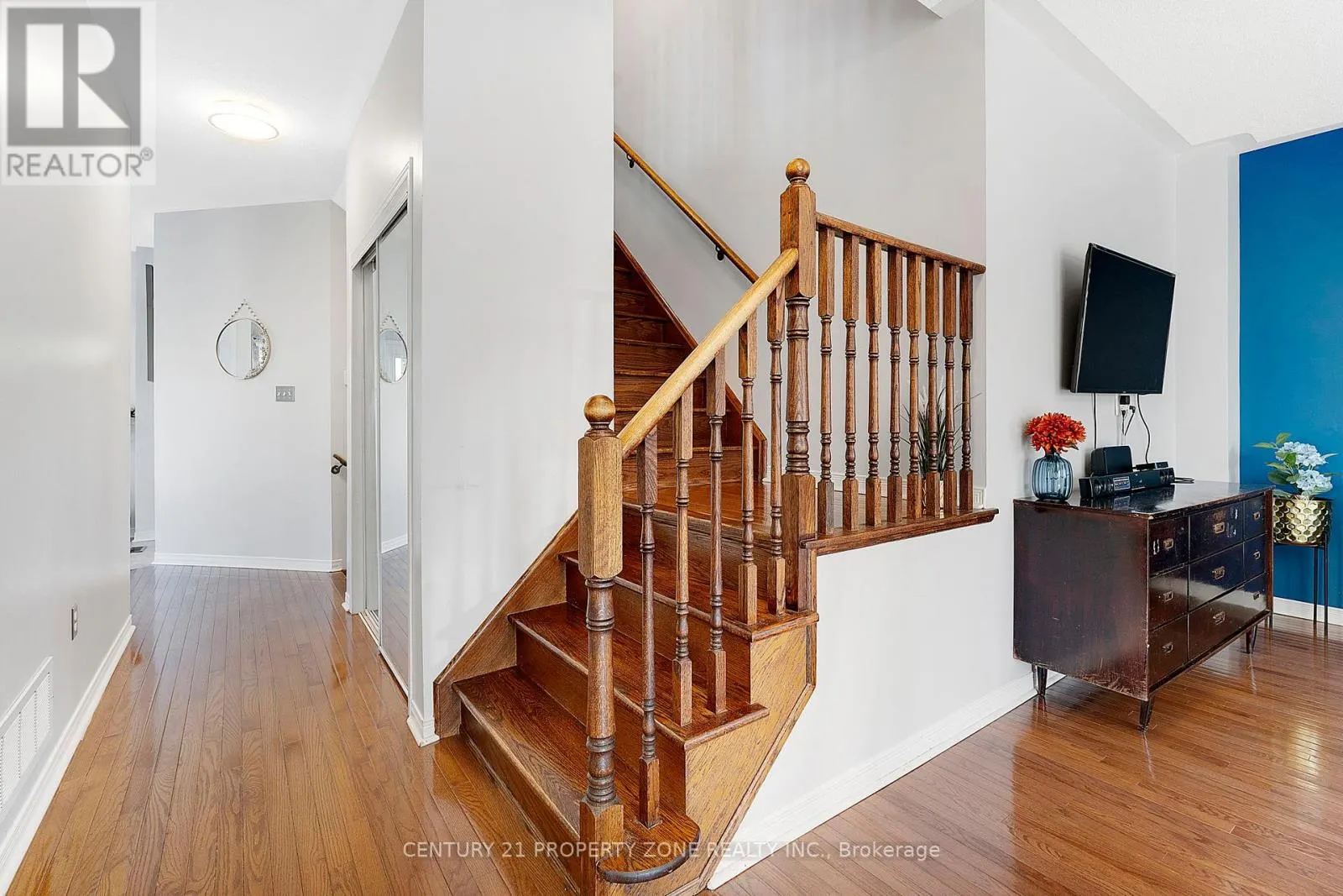 2 ORANMORE CRESCENT