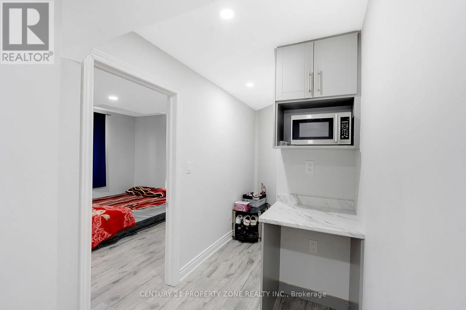 2 ORANMORE CRESCENT