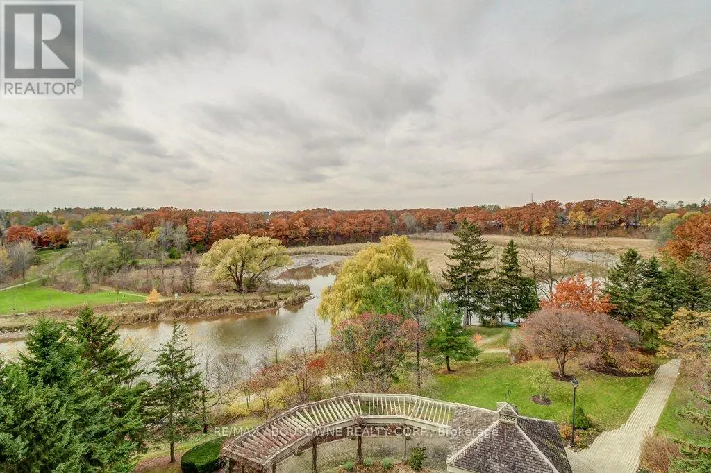 720 - 2511 LAKESHORE ROAD W