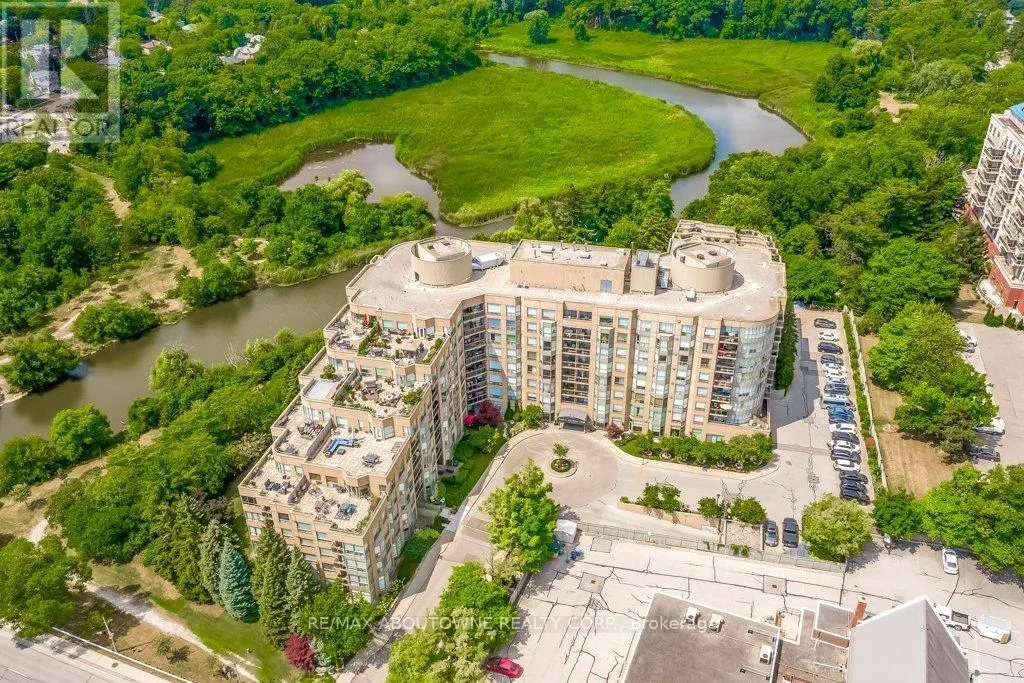 720 - 2511 LAKESHORE ROAD W