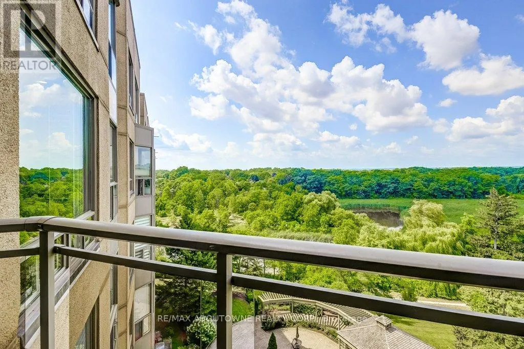720 - 2511 LAKESHORE ROAD W