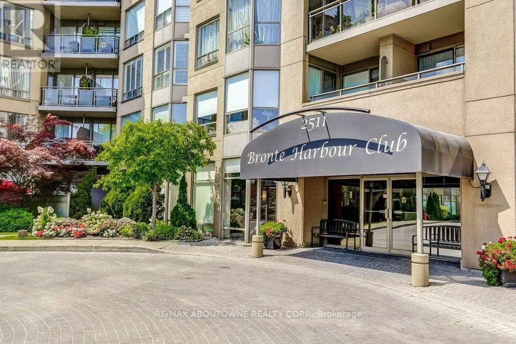 720 - 2511 LAKESHORE ROAD W
