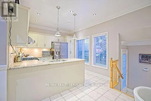 3540 EGLINTON AVENUE W