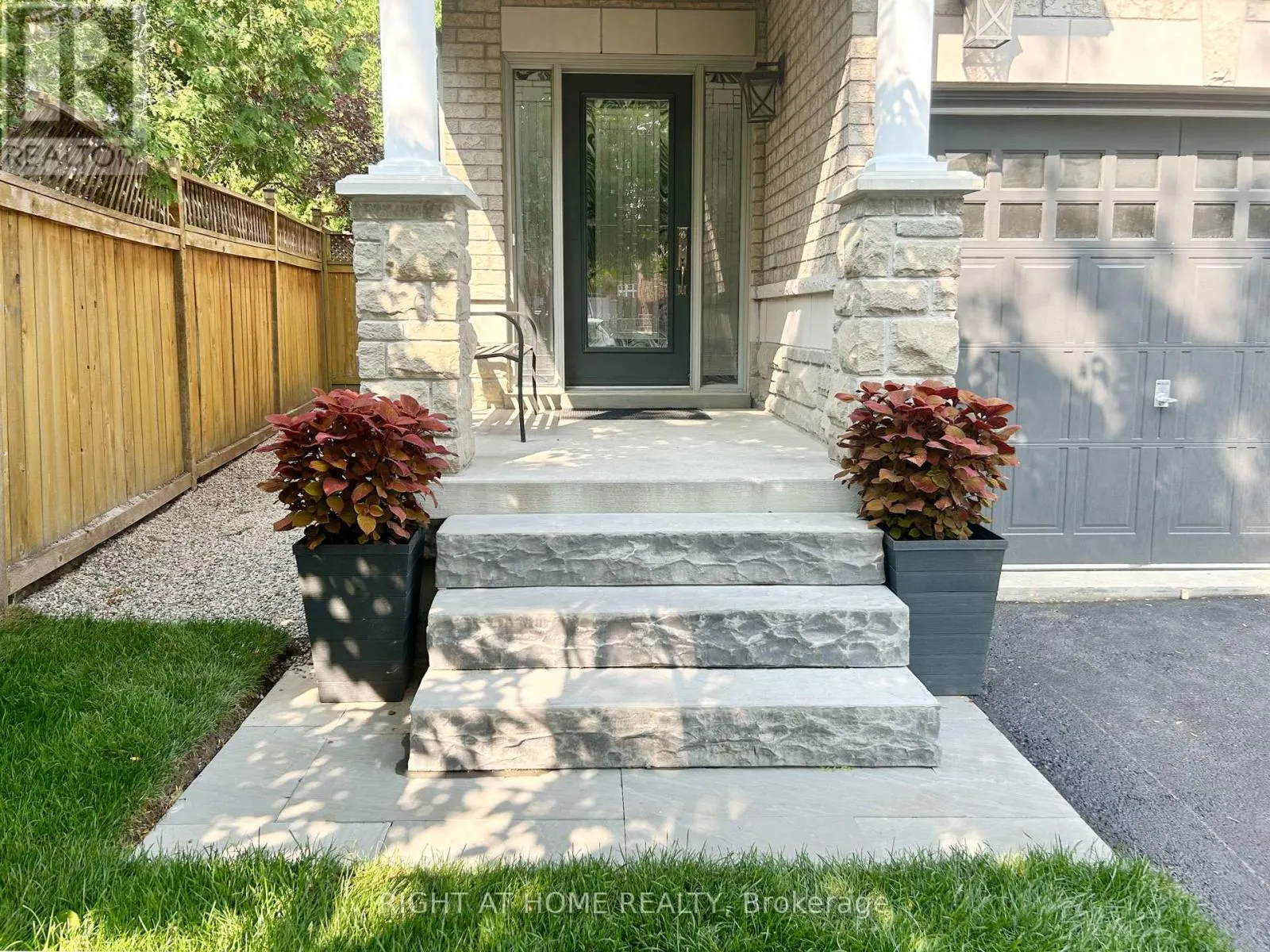 5515 DOCTOR PEDDLE CRESCENT