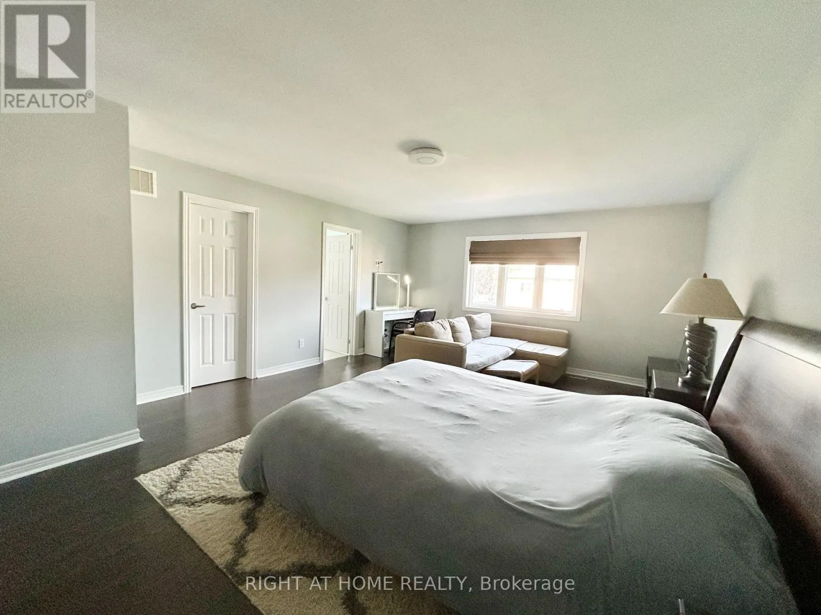 5515 DOCTOR PEDDLE CRESCENT
