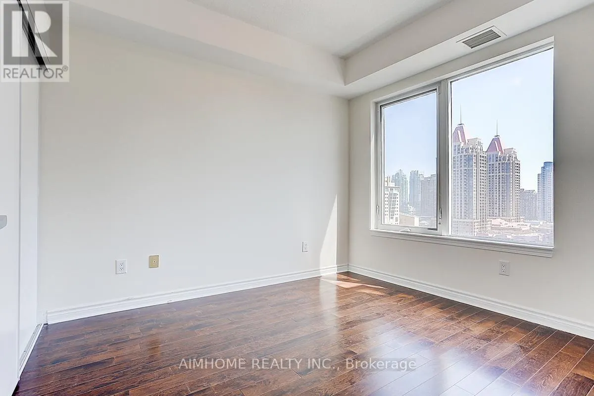 1106 - 385 PRINCE OF WALES DRIVE