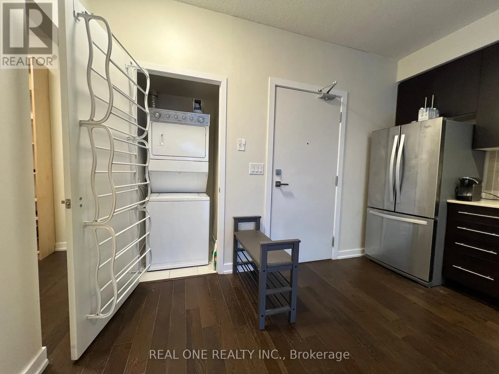 #1410 - 510 CURRAN PLACE