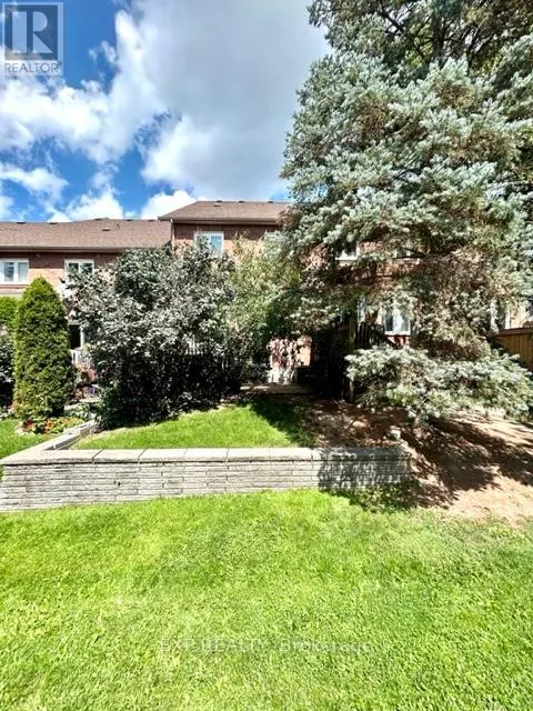 46 - 1588 SOUTH PARADE COURT