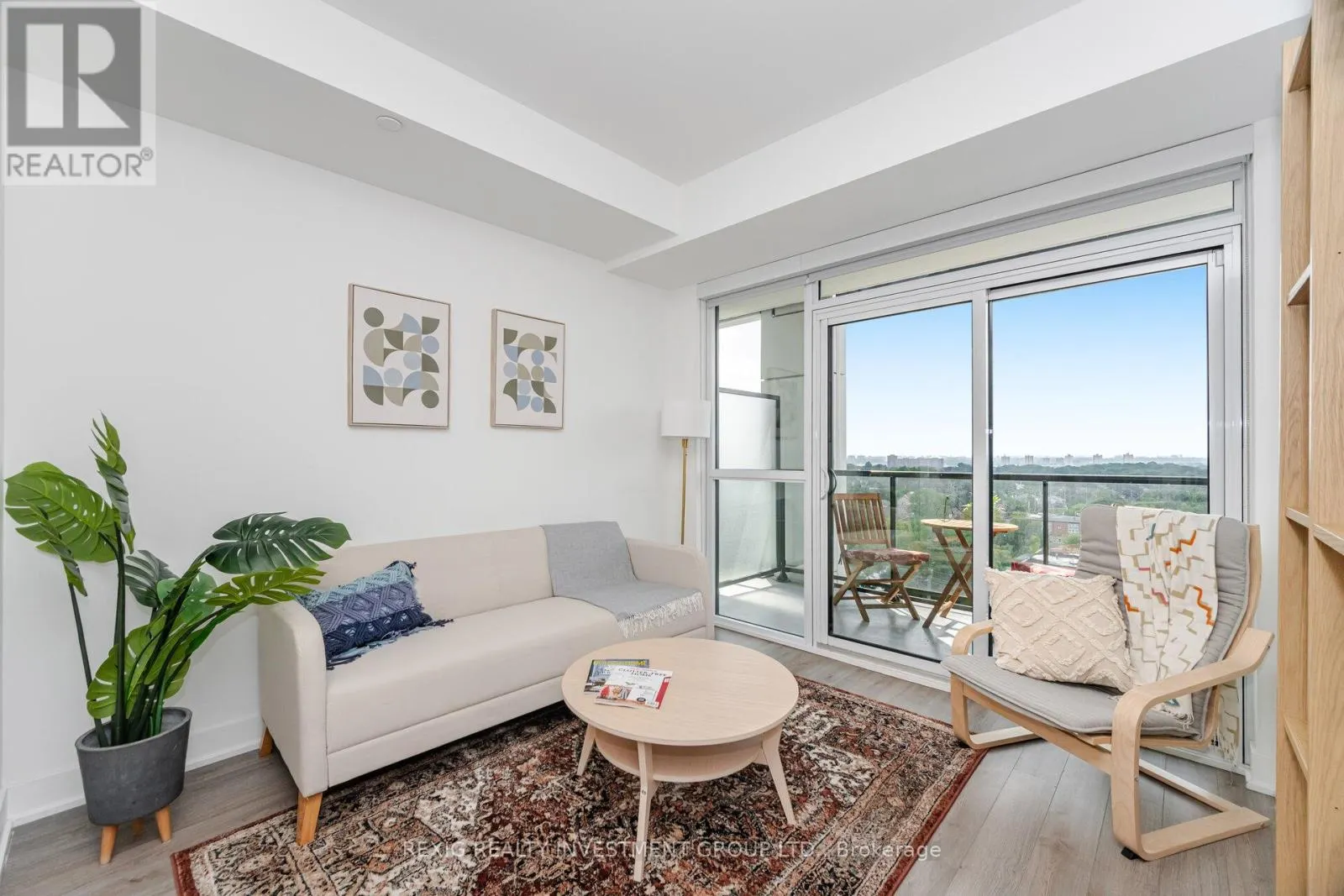 723 - 50 GEORGE BUTCHART DRIVE