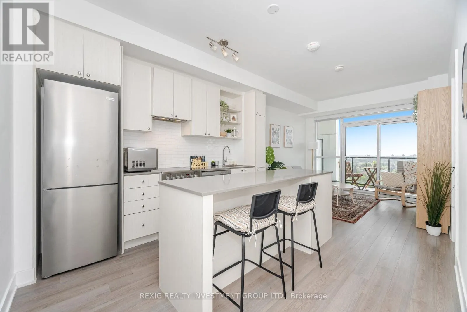 723 - 50 GEORGE BUTCHART DRIVE