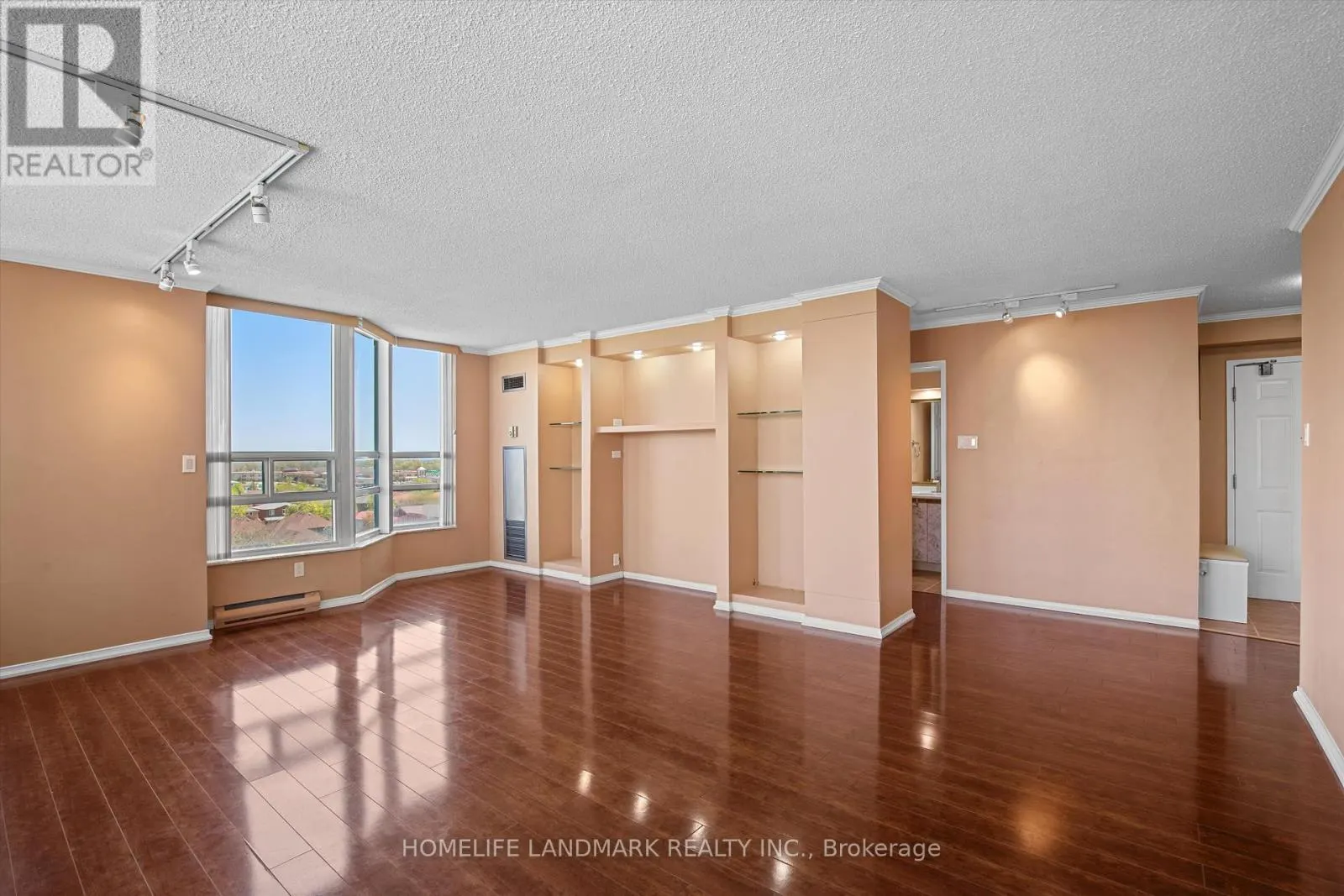 704 - 250 WEBB DRIVE