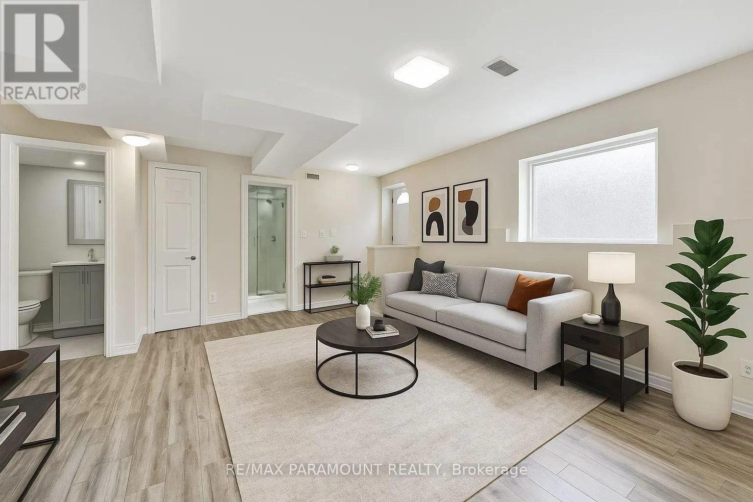 4 SUMMERDALE CRESCENT