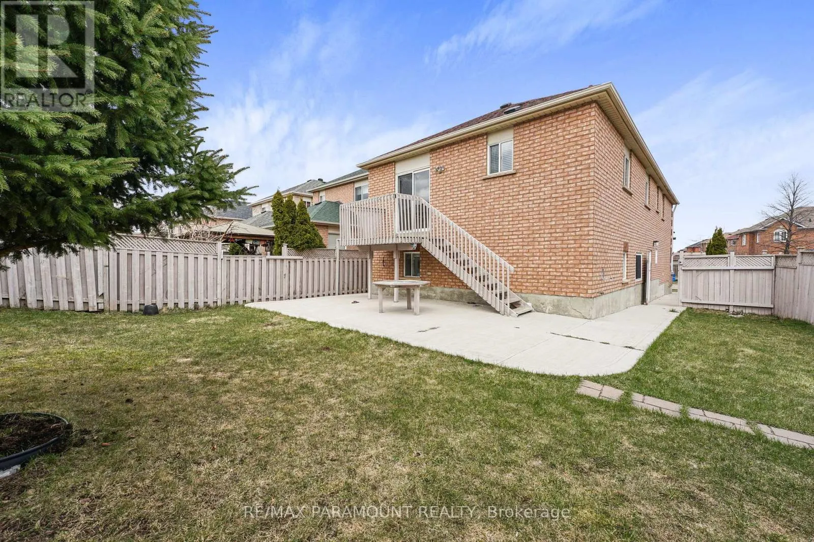 4 SUMMERDALE CRESCENT