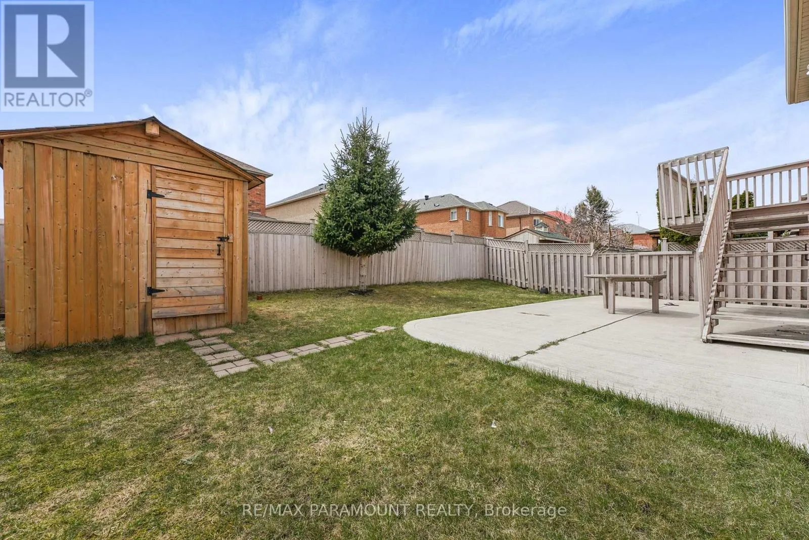 4 SUMMERDALE CRESCENT