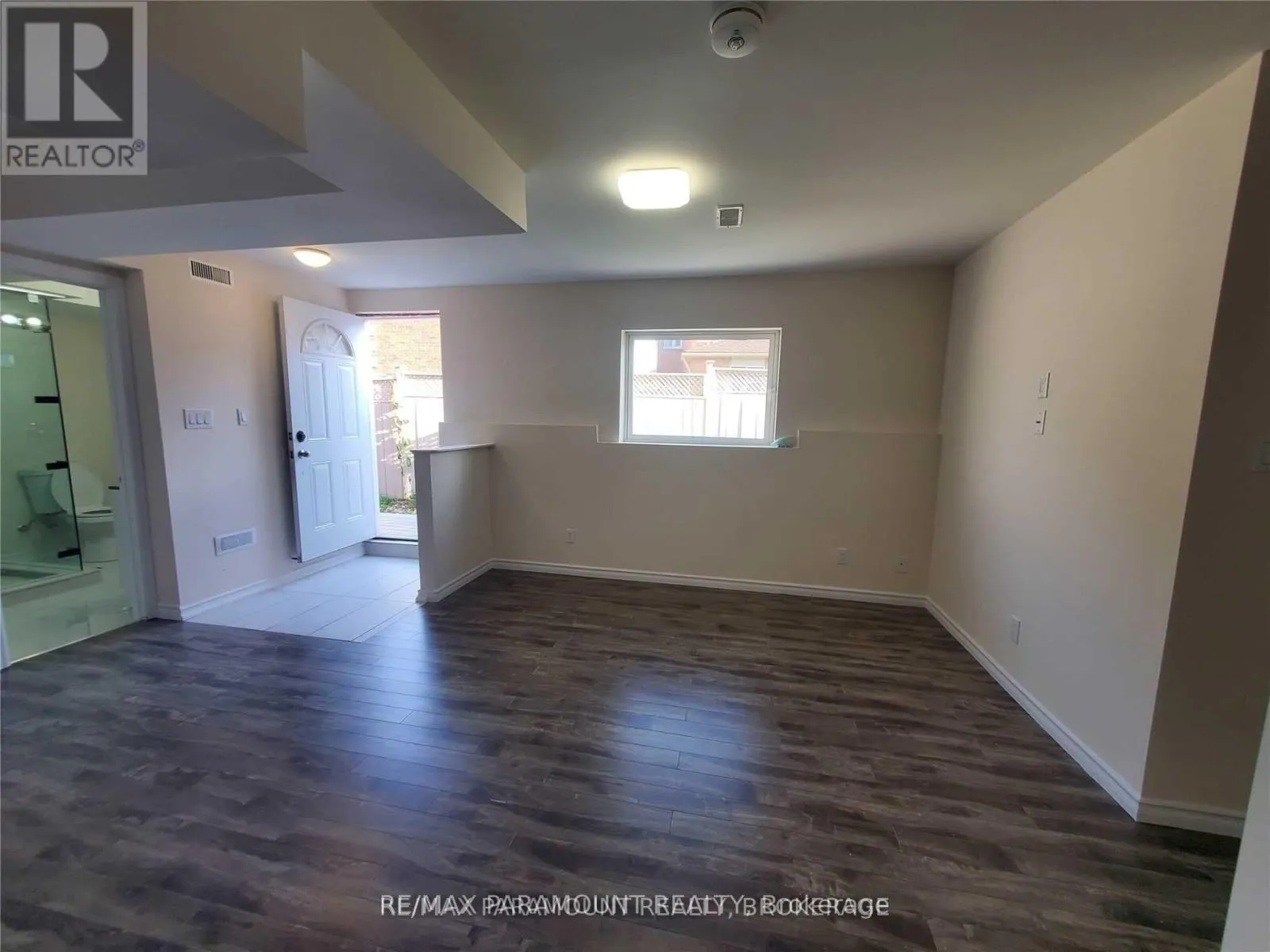 4 SUMMERDALE CRESCENT