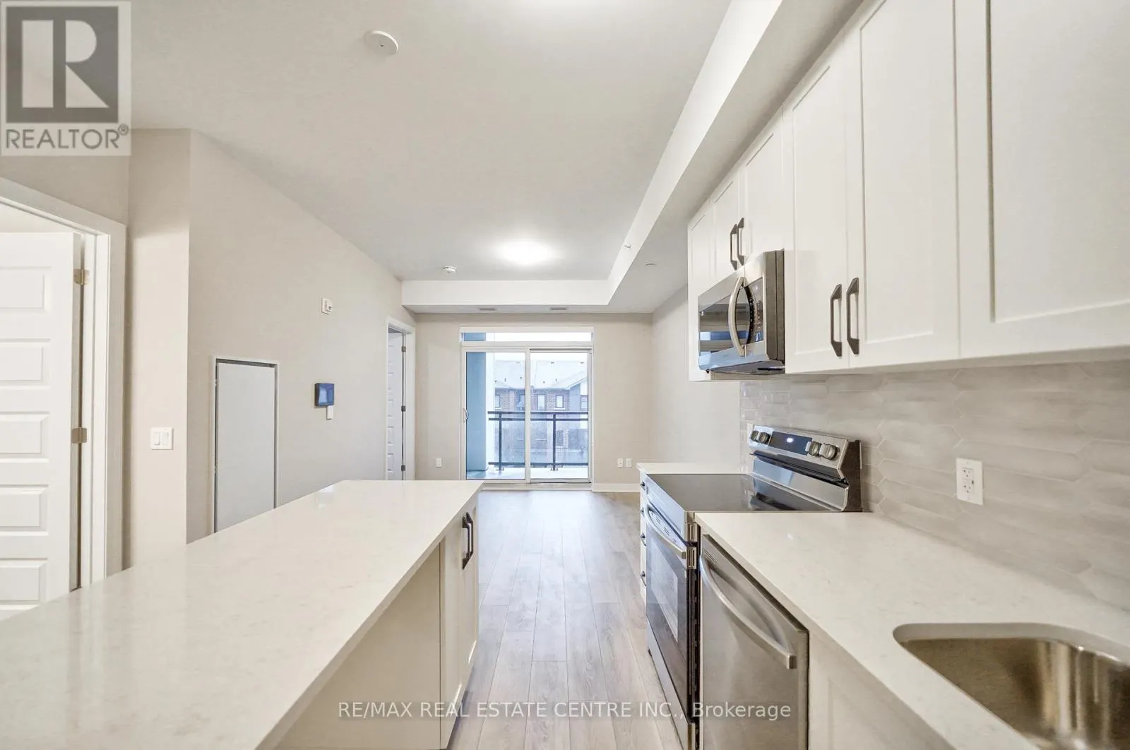302 - 480 GORDON KRANTZ AVENUE