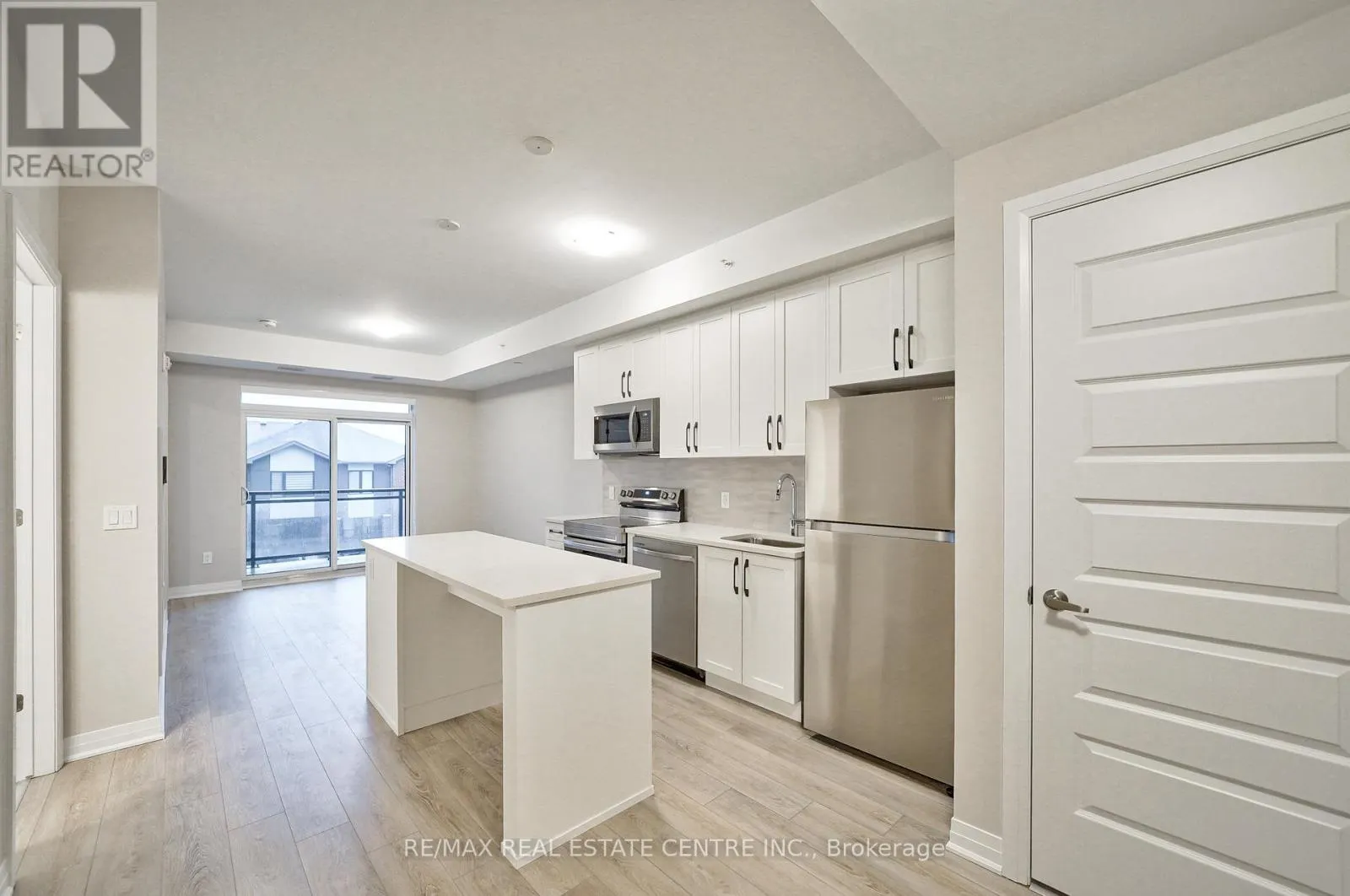 302 - 480 GORDON KRANTZ AVENUE