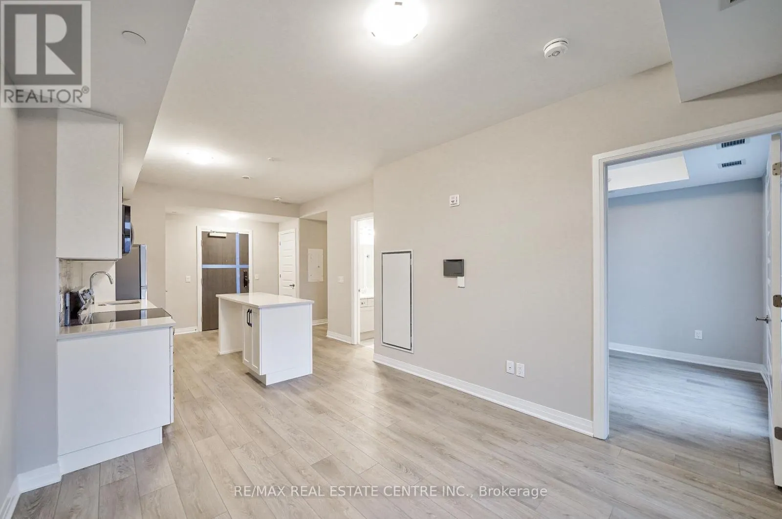 302 - 480 GORDON KRANTZ AVENUE
