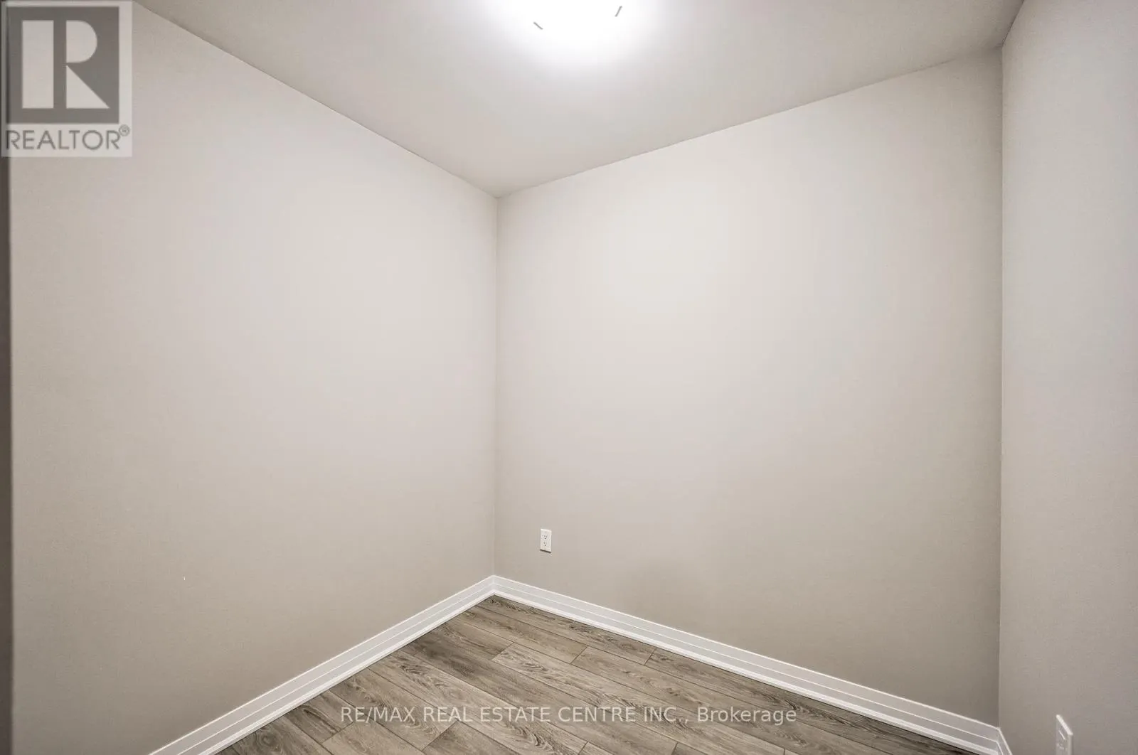 302 - 480 GORDON KRANTZ AVENUE