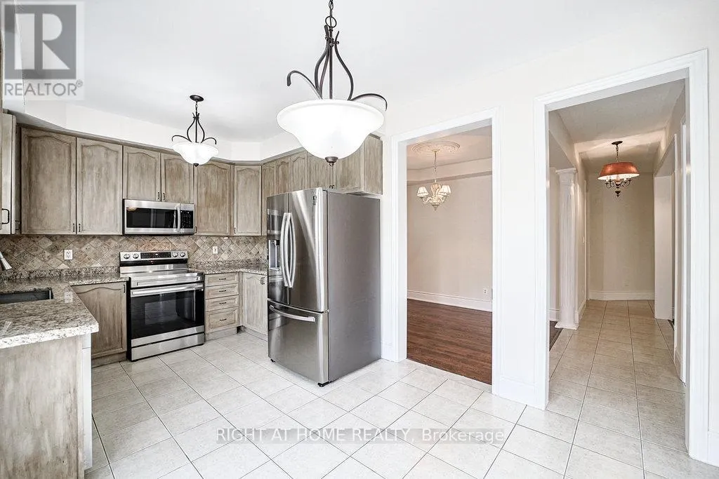 176 COOKE CRESCENT