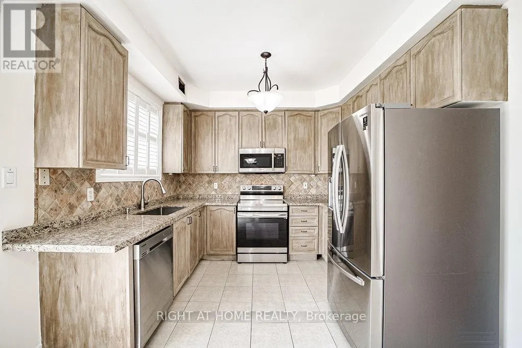 176 COOKE CRESCENT