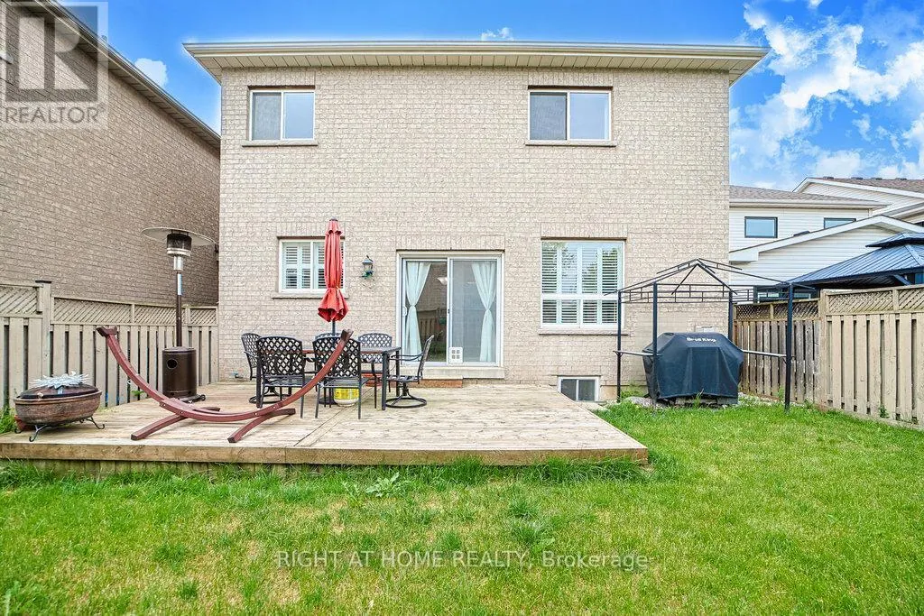 176 COOKE CRESCENT