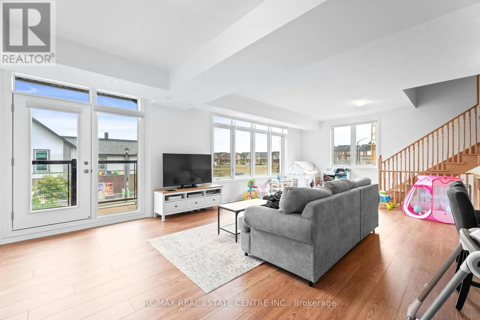 405 DOUGALL AVENUE