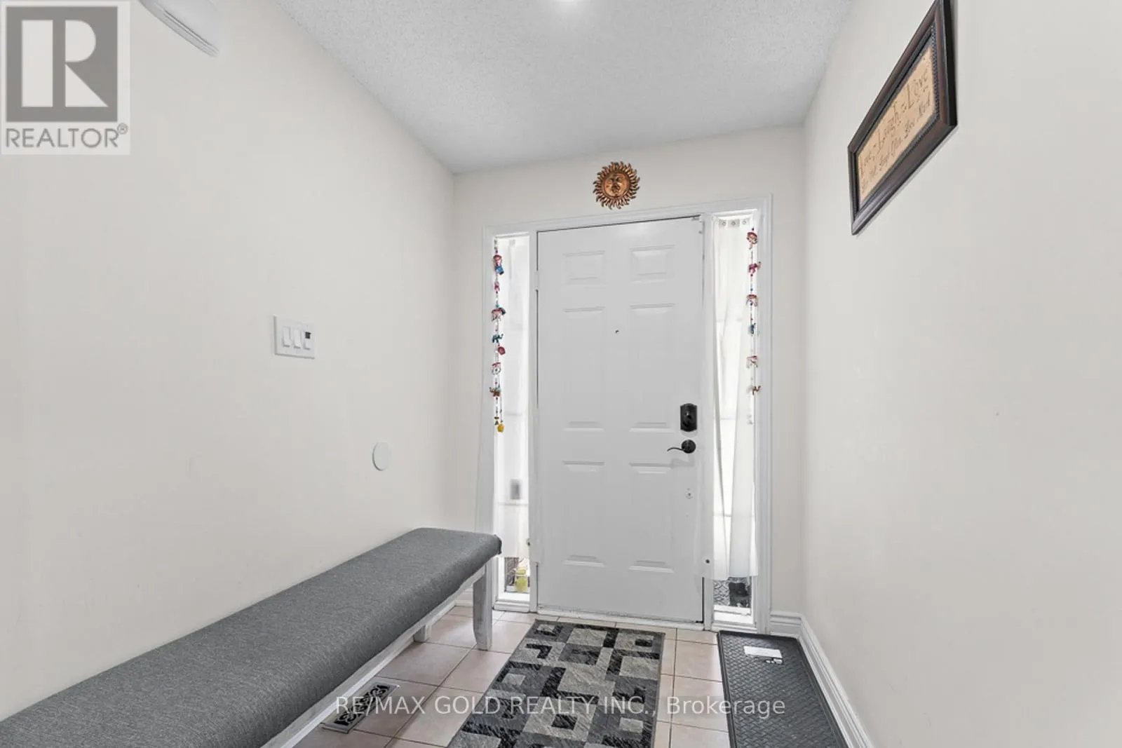 20 MOUNTAINBERRY ROAD