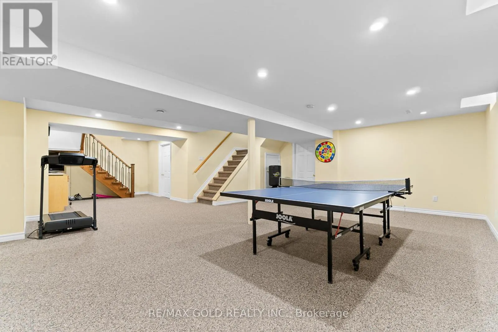 20 MOUNTAINBERRY ROAD
