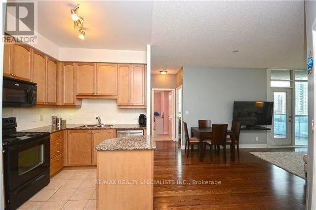 1306 - 70 ABSOLUTE AVENUE