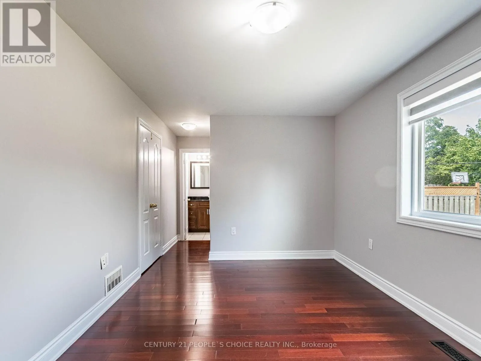 35 FARR AVENUE
