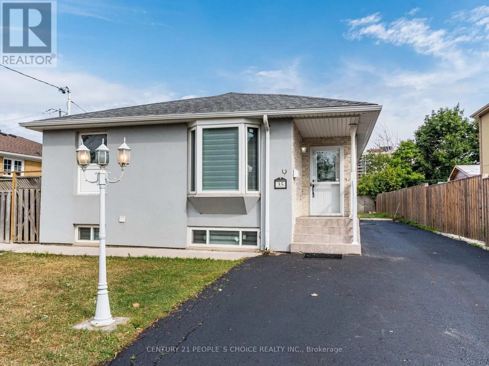 35 FARR AVENUE