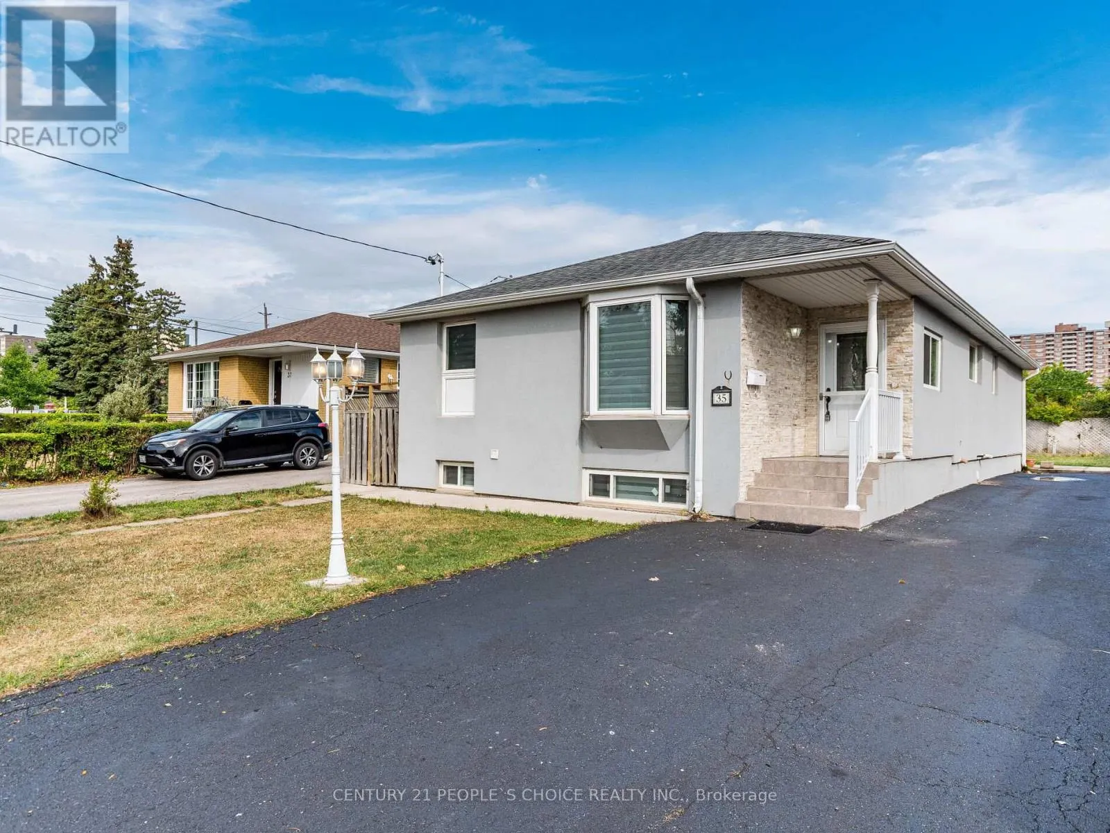35 FARR AVENUE