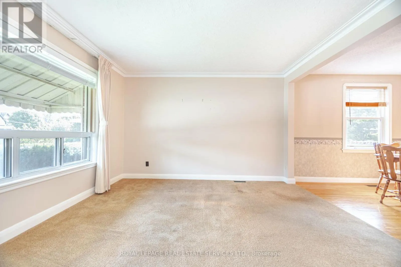 44 MAPLE AVENUE N