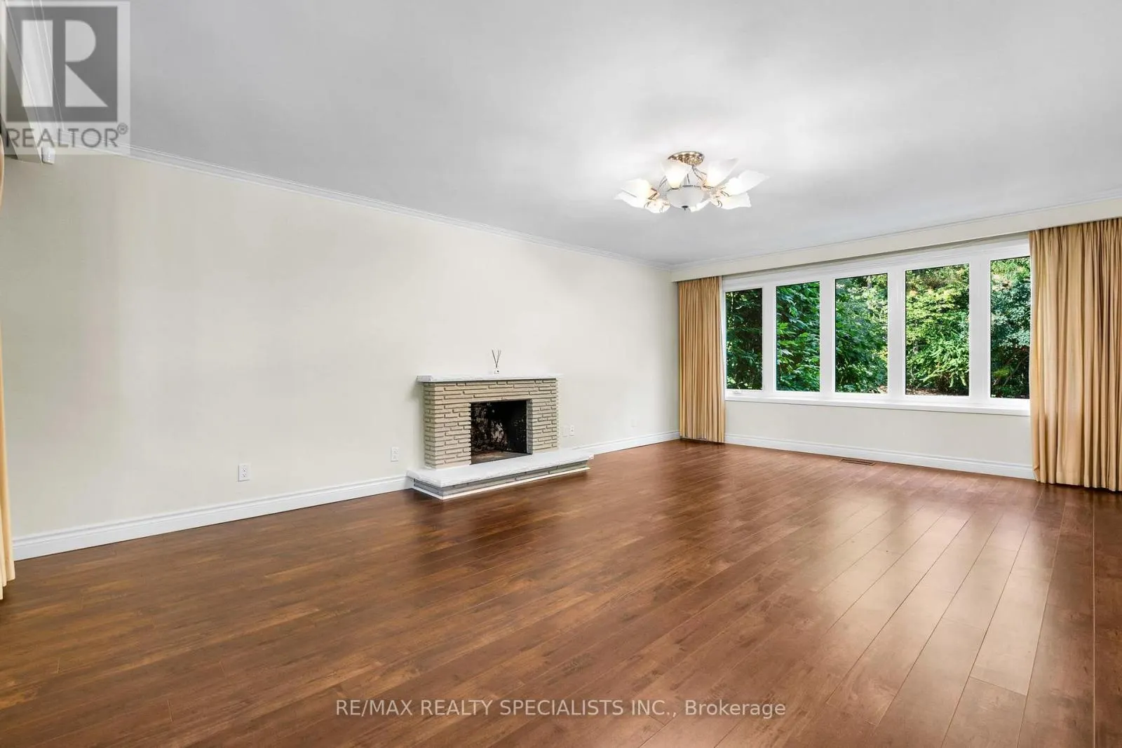 145 WOLFDALE AVENUE