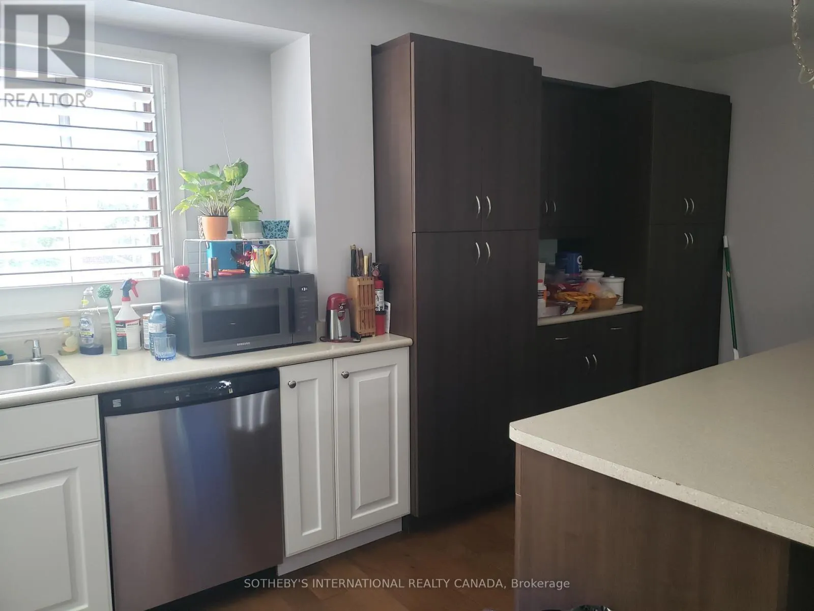 15 - 1855 MAPLE RIDGE DRIVE