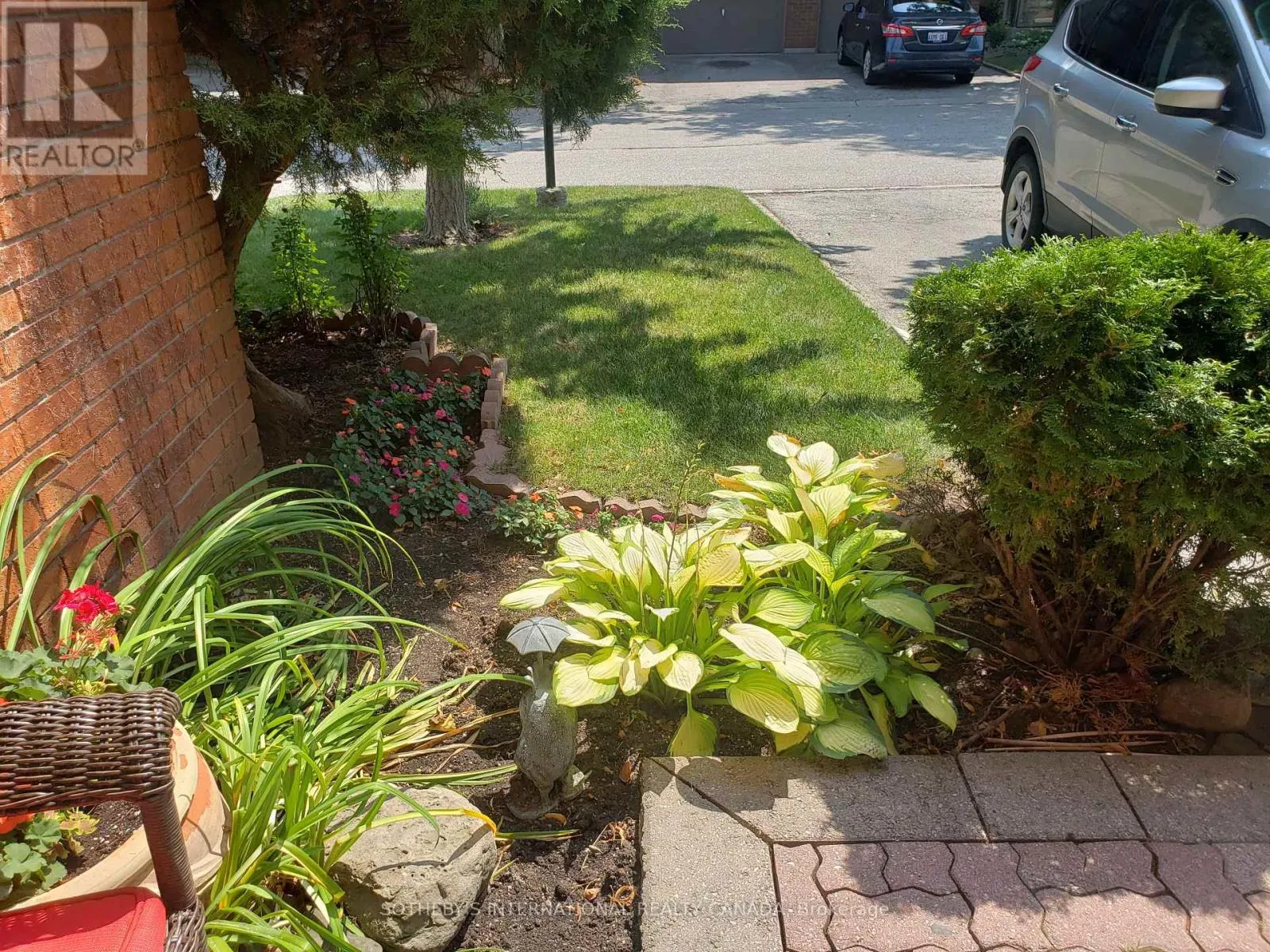 15 - 1855 MAPLE RIDGE DRIVE