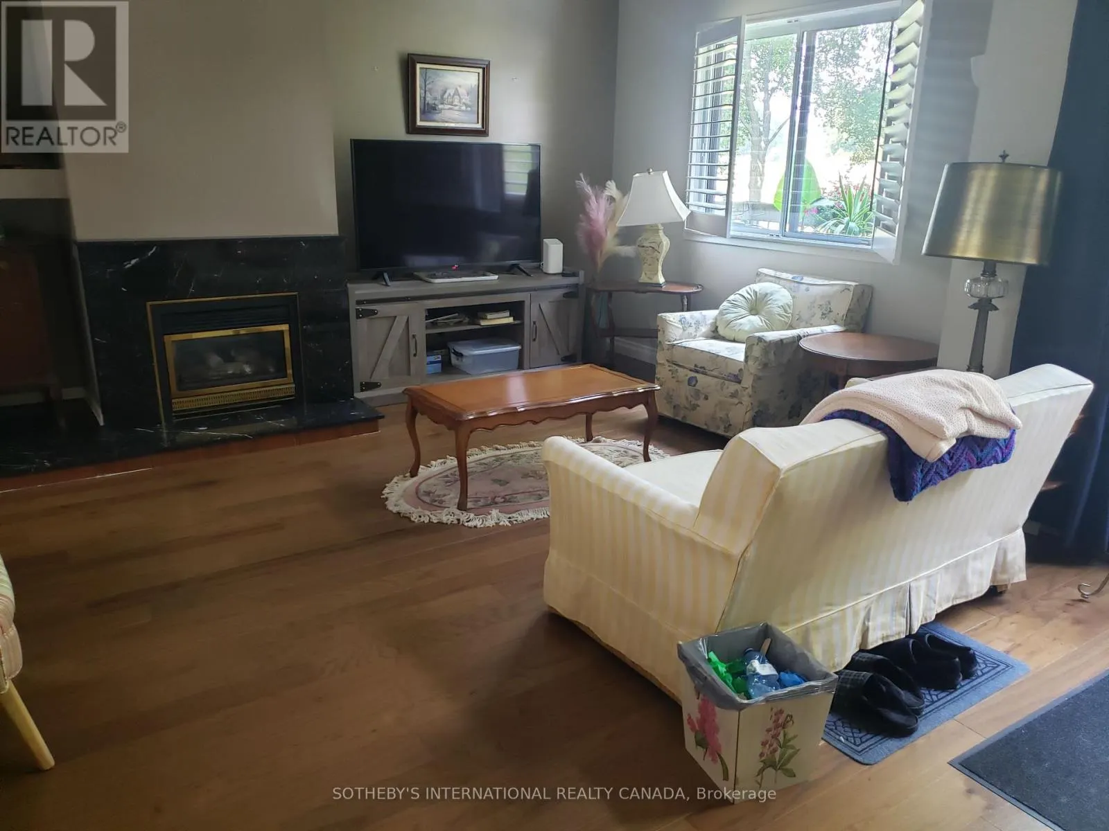 15 - 1855 MAPLE RIDGE DRIVE