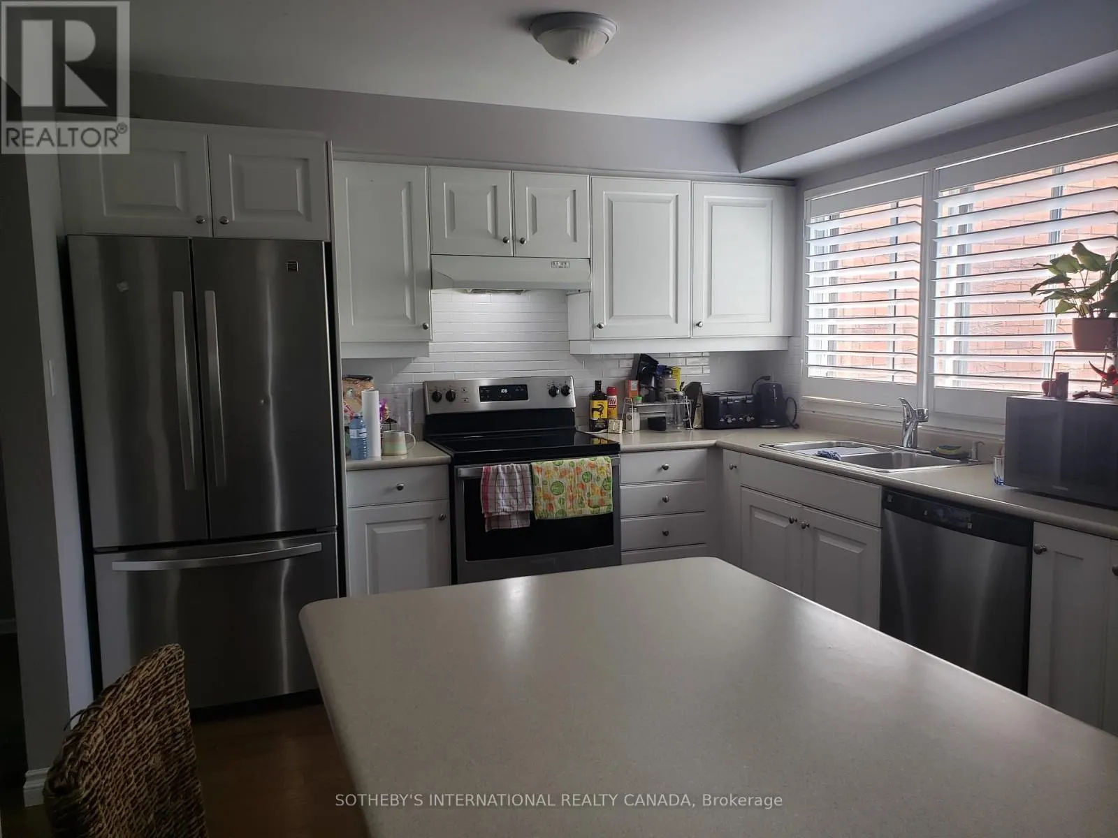 15 - 1855 MAPLE RIDGE DRIVE