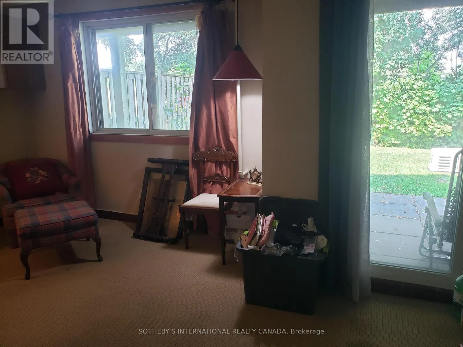 15 - 1855 MAPLE RIDGE DRIVE
