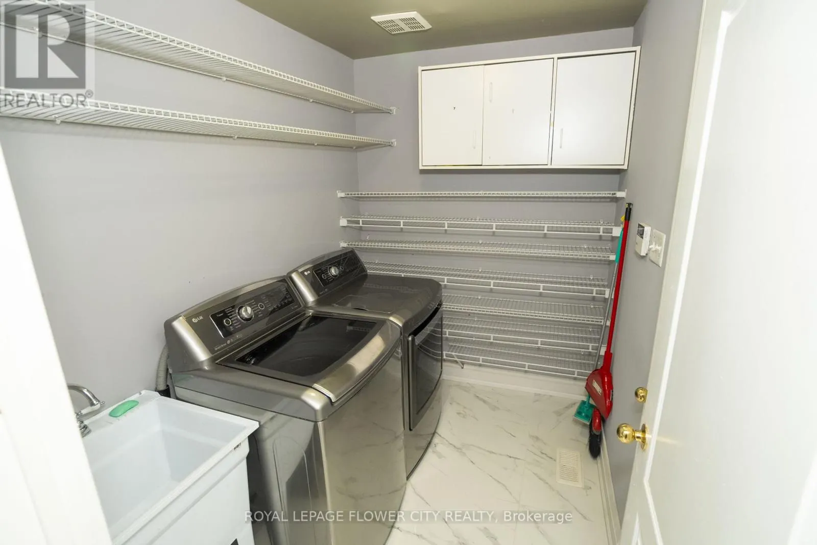26 RANCHERO DRIVE