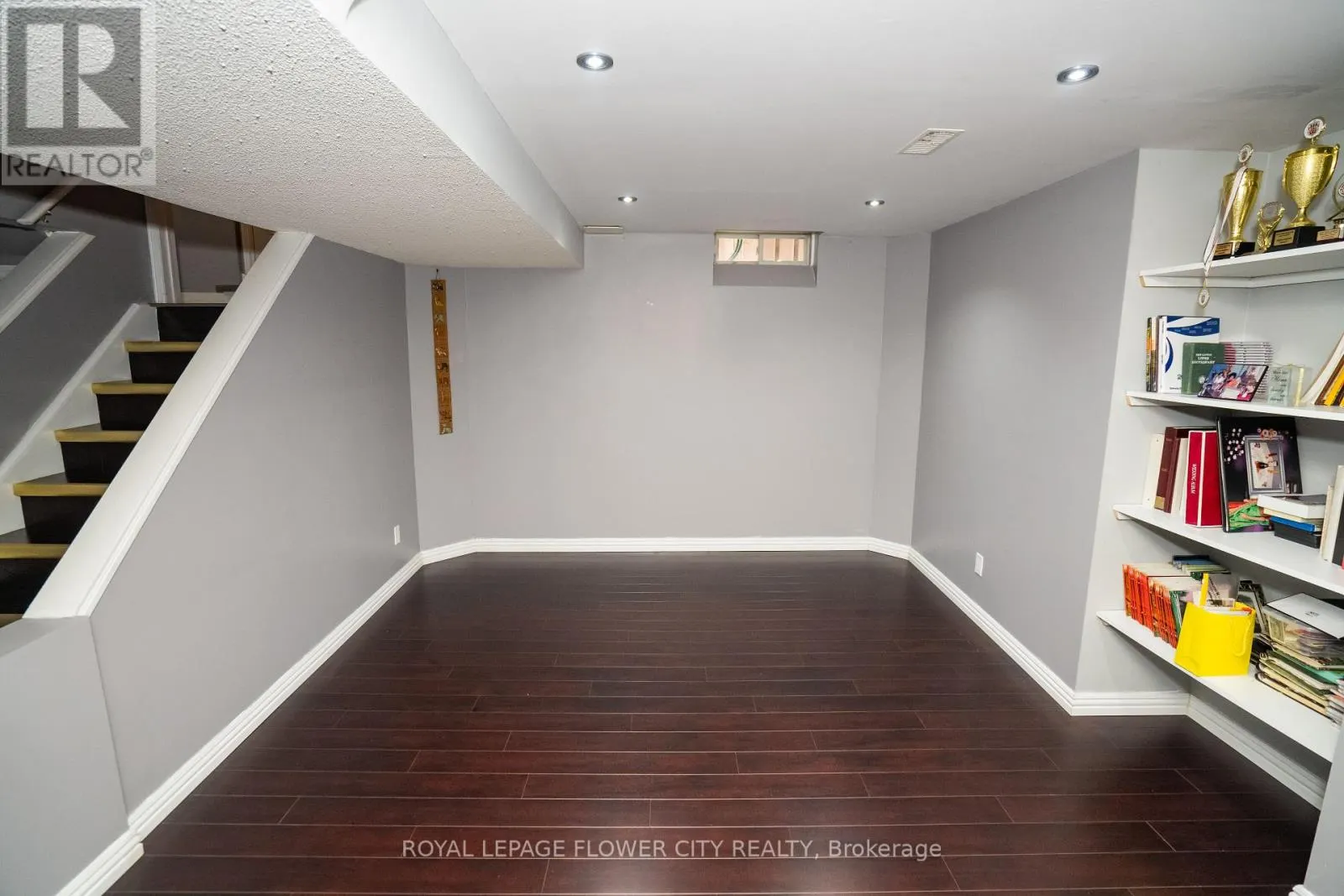 26 RANCHERO DRIVE