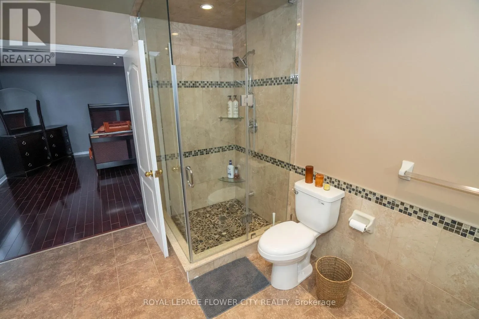 26 RANCHERO DRIVE