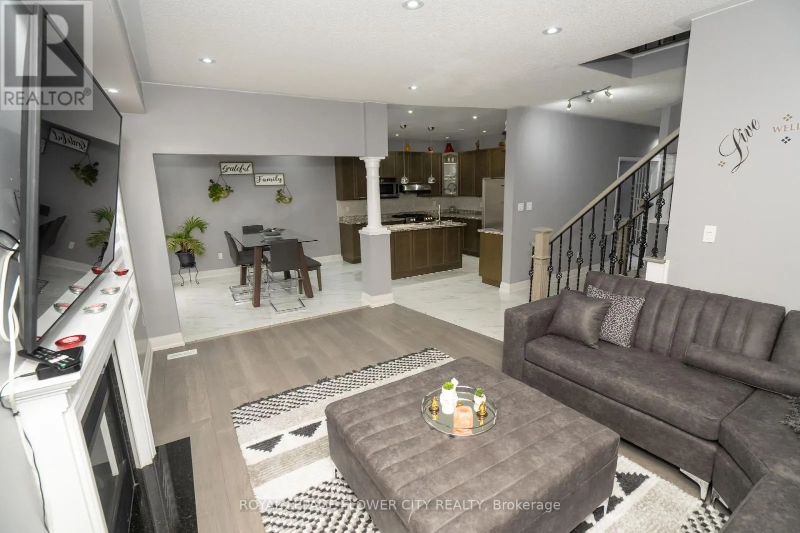 26 RANCHERO DRIVE