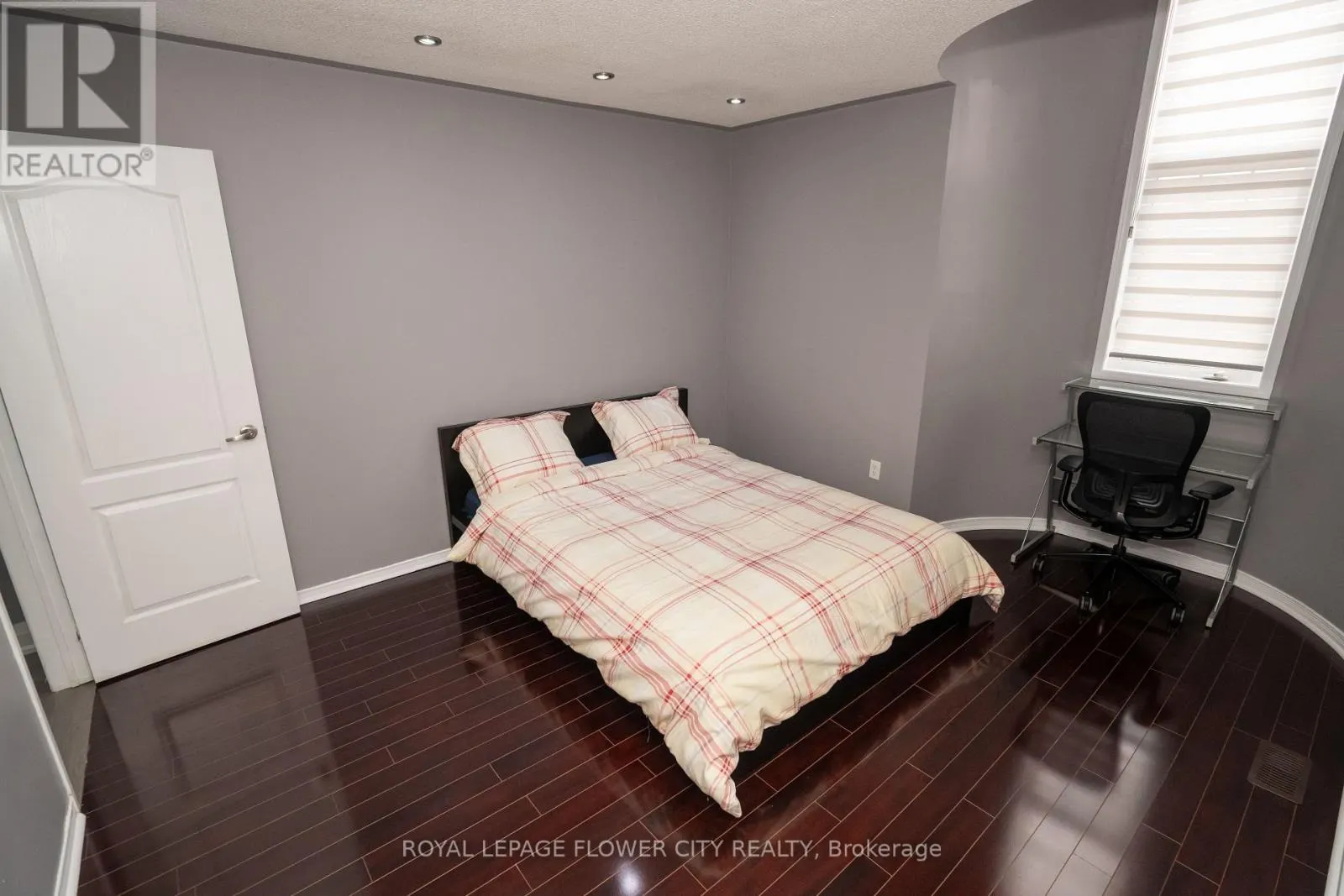 26 RANCHERO DRIVE