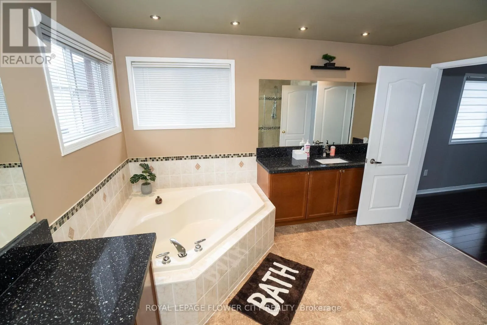 26 RANCHERO DRIVE