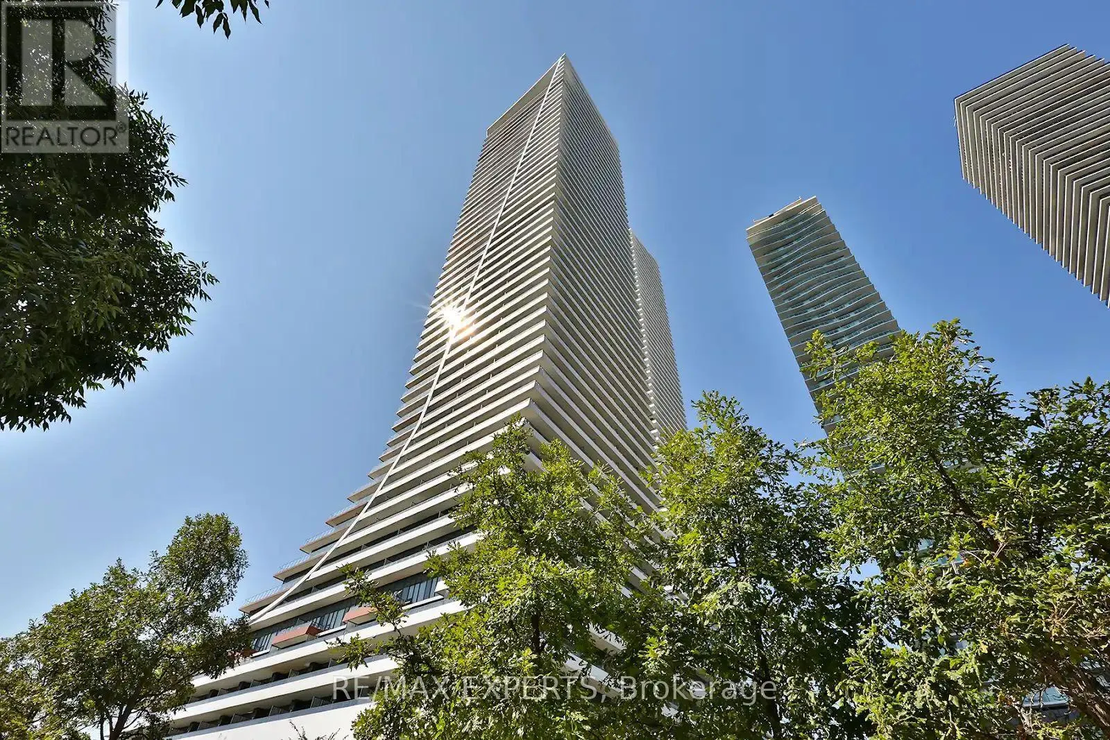 3703 - 20 SHORE BREEZE DRIVE